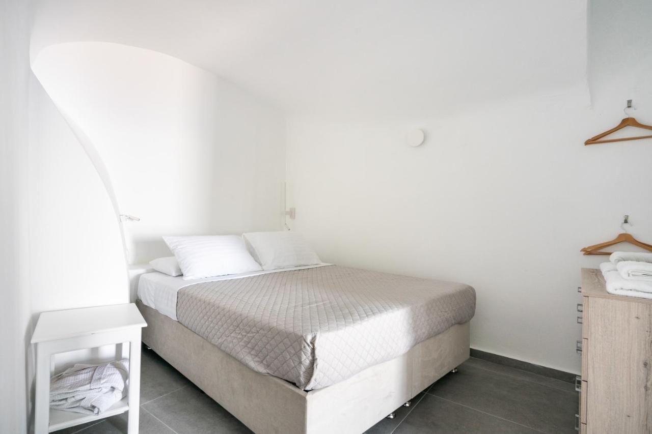 Oia Cave Loft Apartment Bagian luar foto